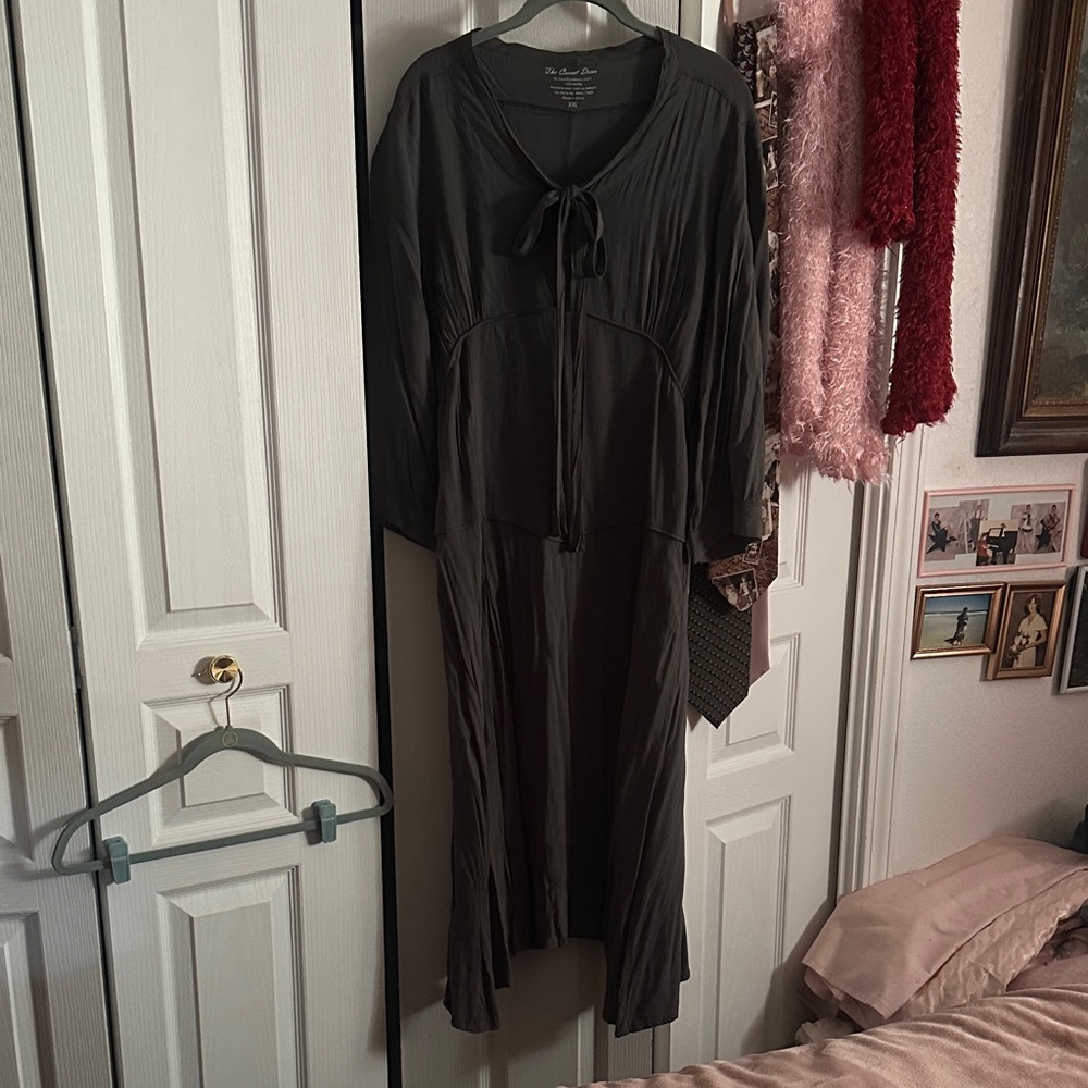 Elegant Grey Dress